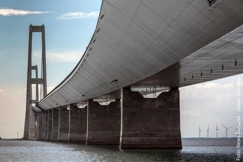 Mit der Storebaeltsbrücke gibt es bereits eine feste Verbindung zwischen dem europäischen Festland und den dänischen Inseln.